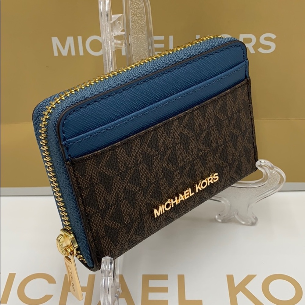 MICHAEL KORS JET SET TRAVEL MD ZA CARD CASE - Picture 10 of 16